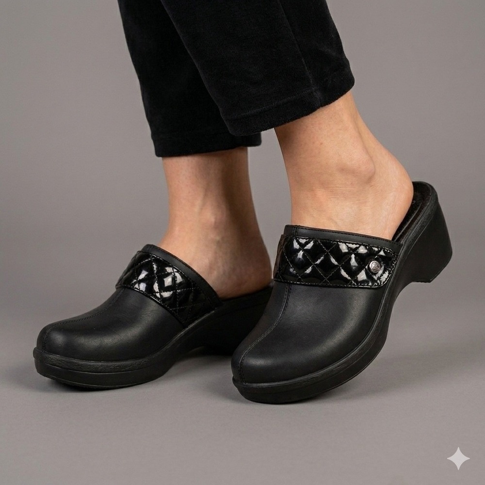 Crocs Cobbler Wedge Clog Mules Womens W9 Black Leather Quilted Patent Platforms